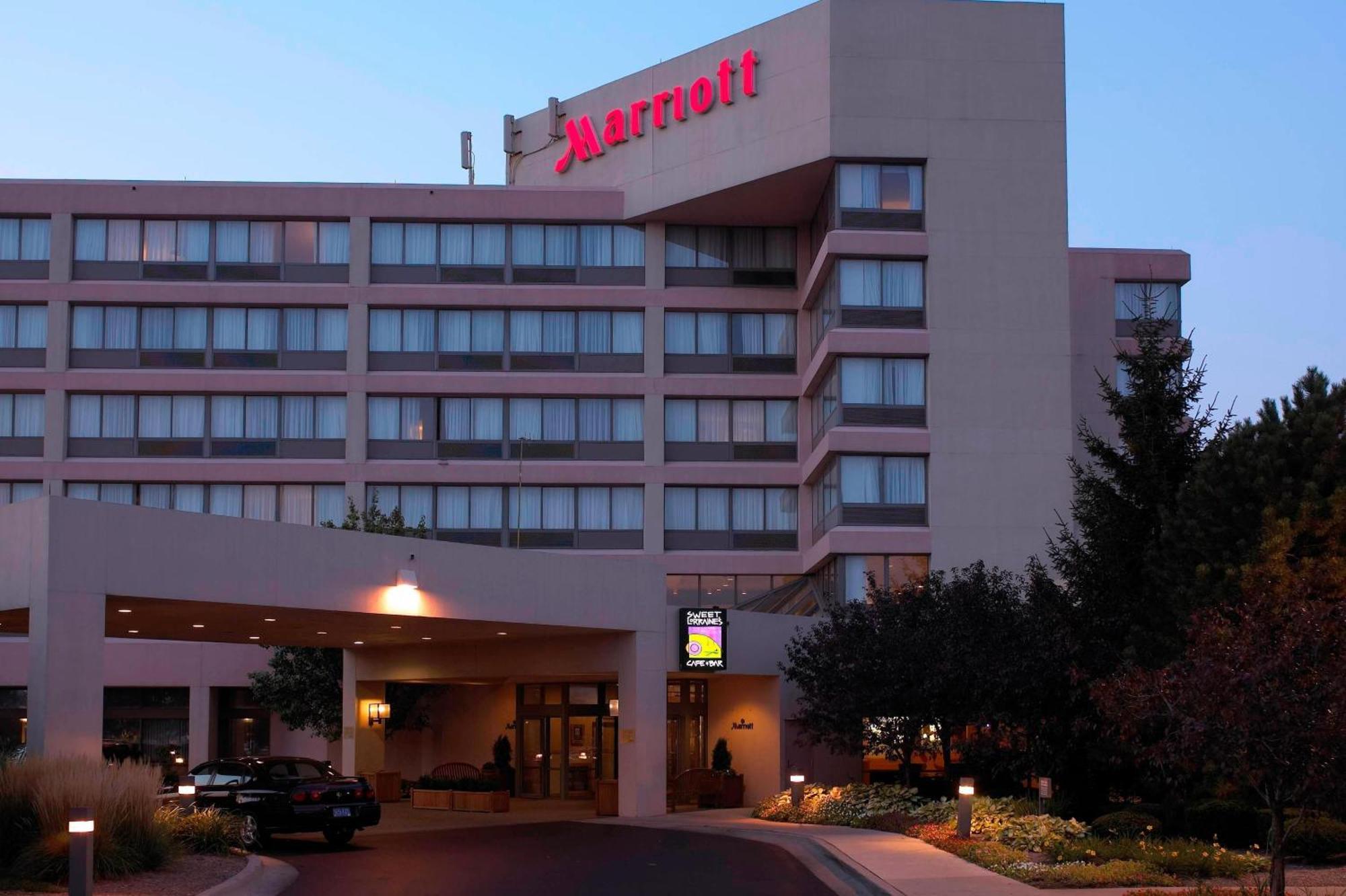 Detroit Marriott Livonia Ξενοδοχείο Εξωτερικό φωτογραφία